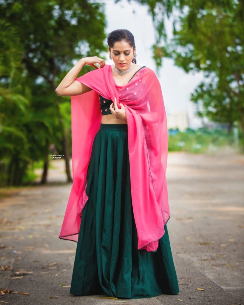 Rashmi Gautam Beautiful Stills in Lehenga